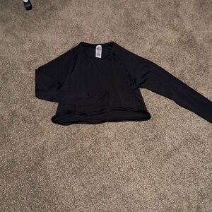 Gym Shark Black Long Sleeve cropped workout top